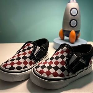 Toddler size 4 Vans